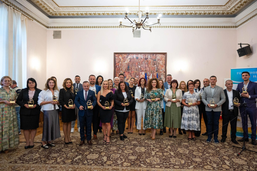 Снимка за 12965