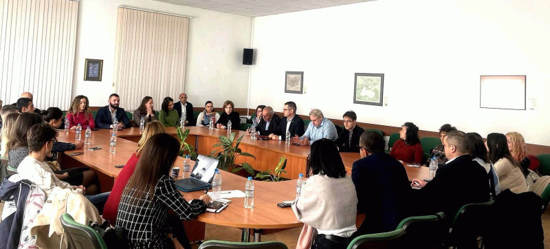 Снимка за Габрово може да стане домакин на фестивал на на...