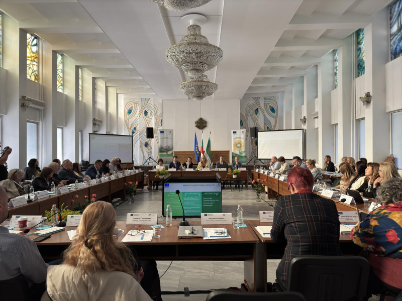 Снимка за В Габрово се проведе Седмото заседание на Комит...