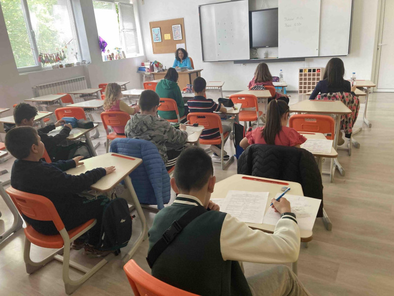 Снимка за Великденско математическо състезание се проведе...