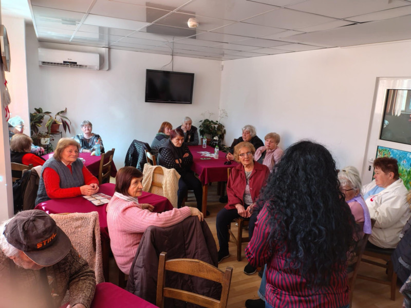 Снимка за "Заведения за социални услуги" организира инфор...