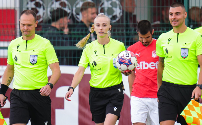 Снимка за Християна Гутева е сред резервните съдии за Евр...