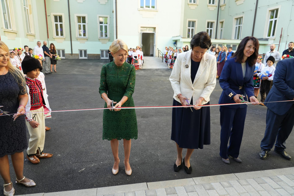 Снимка за 13775