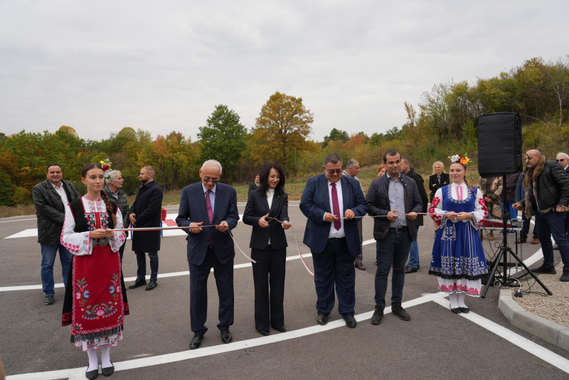 Снимка за Откриха болничната вертолетна площадка на МБАЛ ...