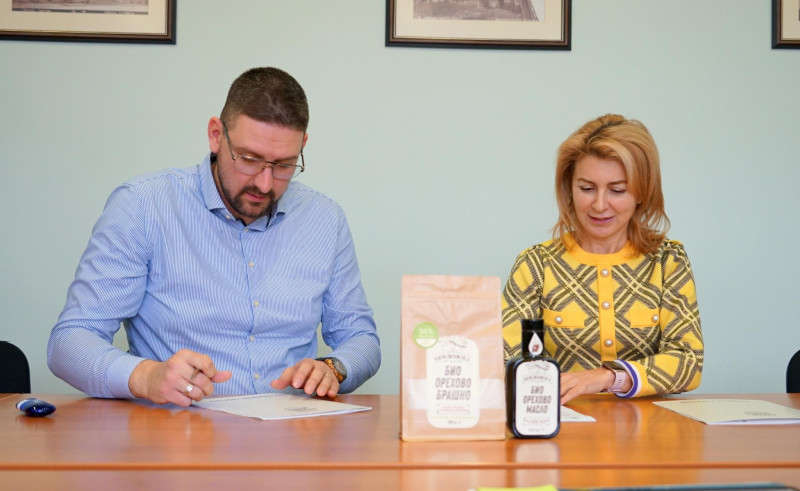 Снимка за Победителят от Gabrovo Green Accelerator получи...