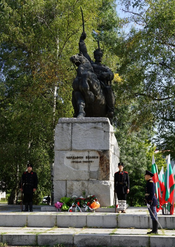Снимка за Габрово отбеляза 136 ГОДИНИ ОТ СЪЕДИНЕНИЕТО