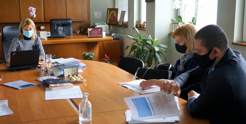 Снимка за Кметът на Габрово Таня Христова се срещна с пре...