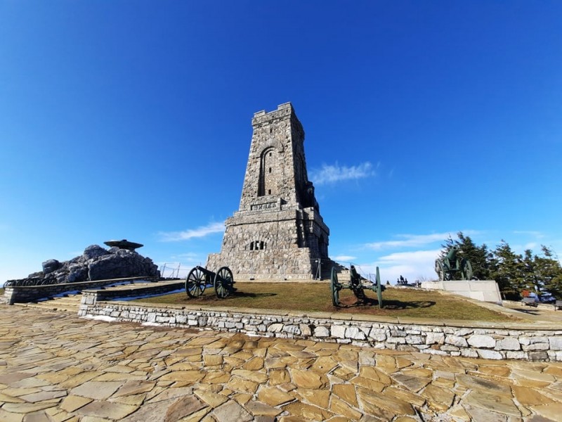 Снимка за 143 години от Освобождението на България