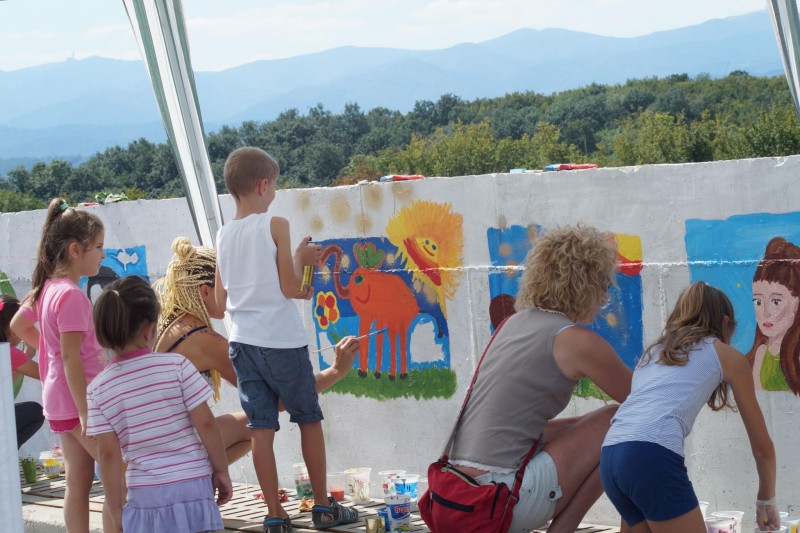 Снимка за Изкуството намери място на депото