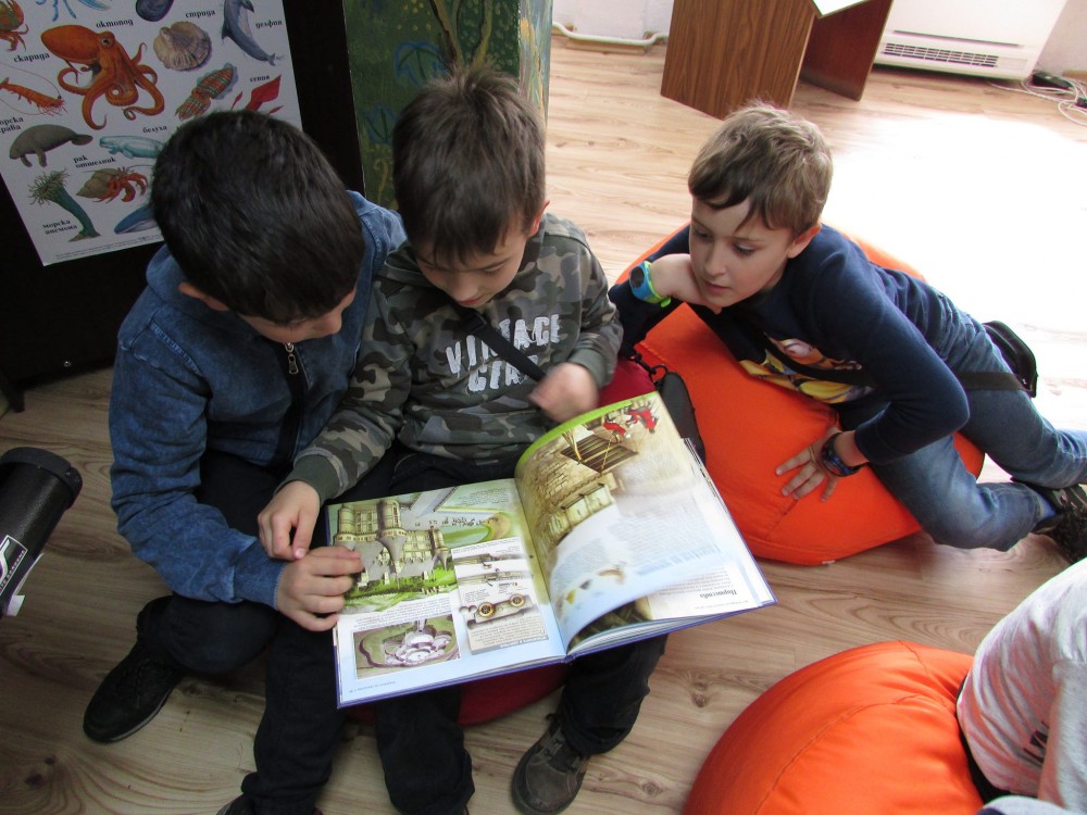 Снимка за 6359