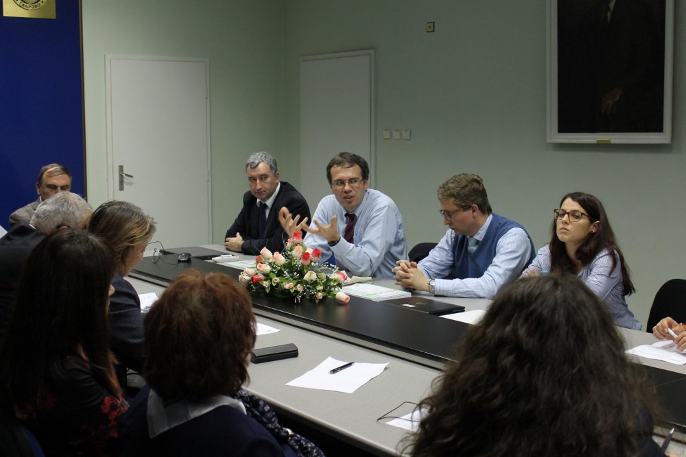 Снимка за 6400