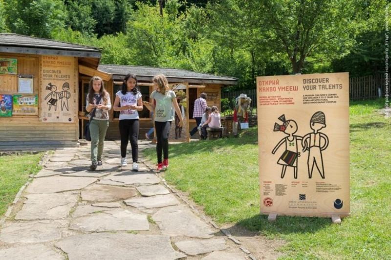 Снимка за „Ваканция в музея” – детски празници на занаяти...