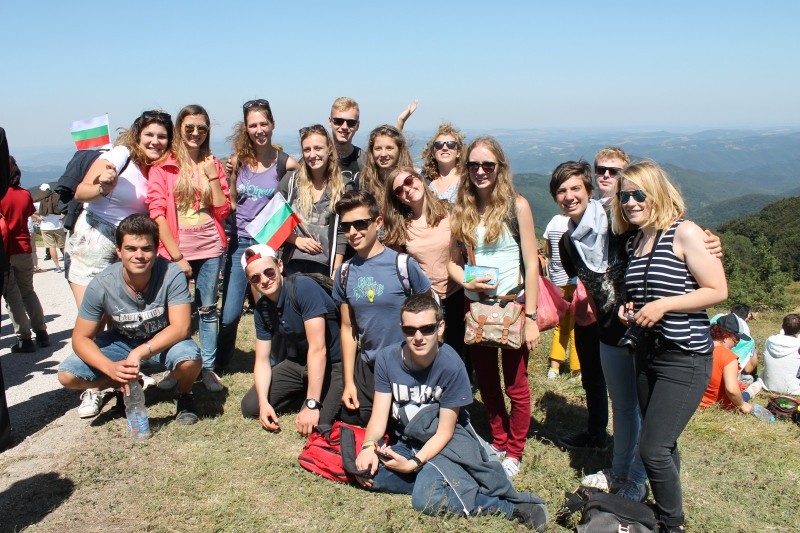 Снимка за От Аалст до Шипка – какво събра 16 български и ...