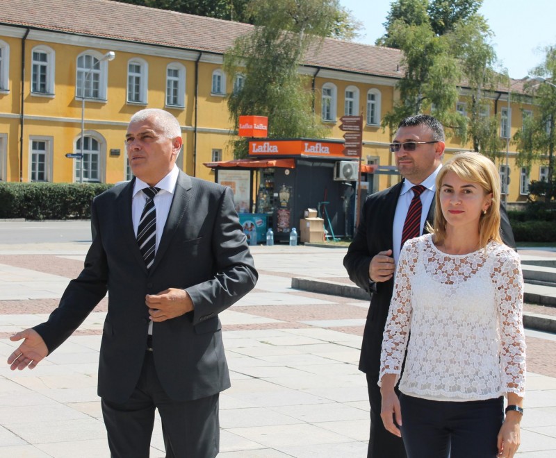 Снимка за Министърът на вътрешните работи се срещна с кме...