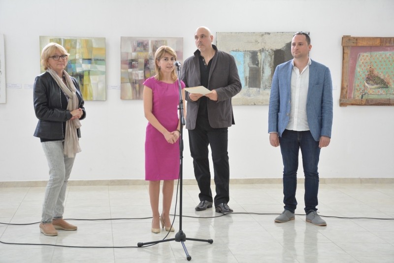Снимка за Габровските художници представиха изложба, посв...