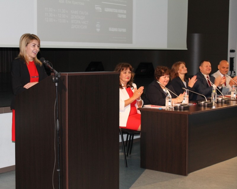 Снимка за Кметът Таня Христова поздрави участниците в Нац...