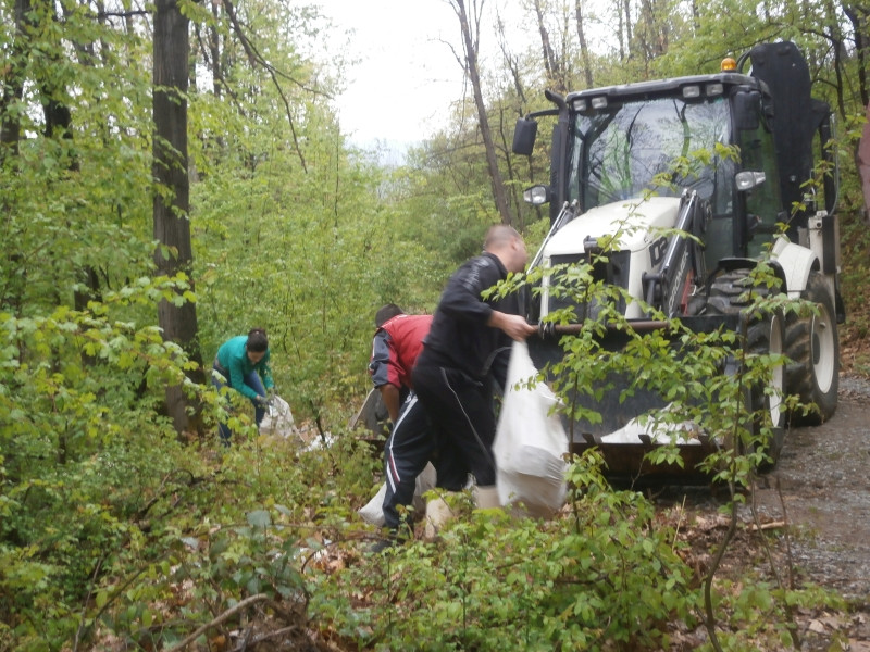 Снимка за Пролетно почистване 2018: Нерегламентирани сметища
