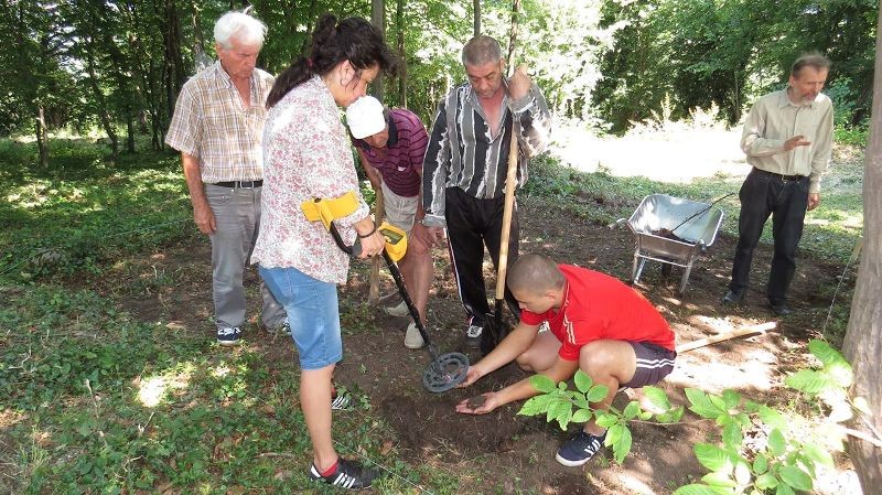 Снимка за Археологически находки още в първия ден на редо...