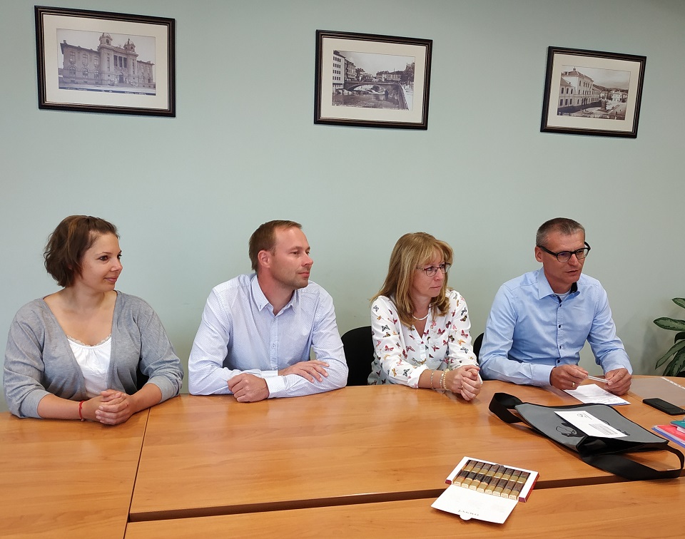 Снимка за 8280