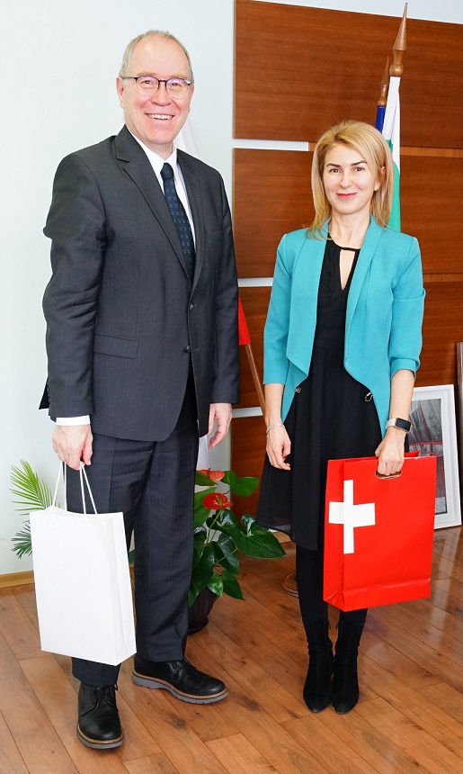 Снимка за 11018