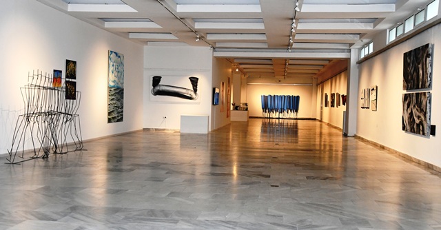 Снимка за Внимание! Изложба