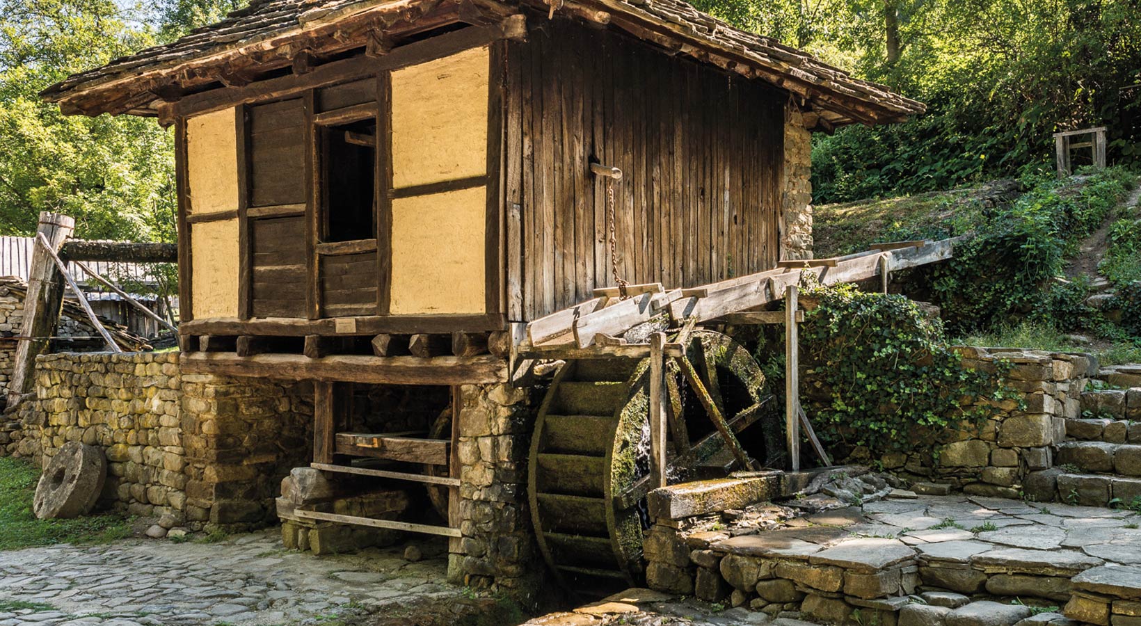 Снимка за РЕМО „Етър“