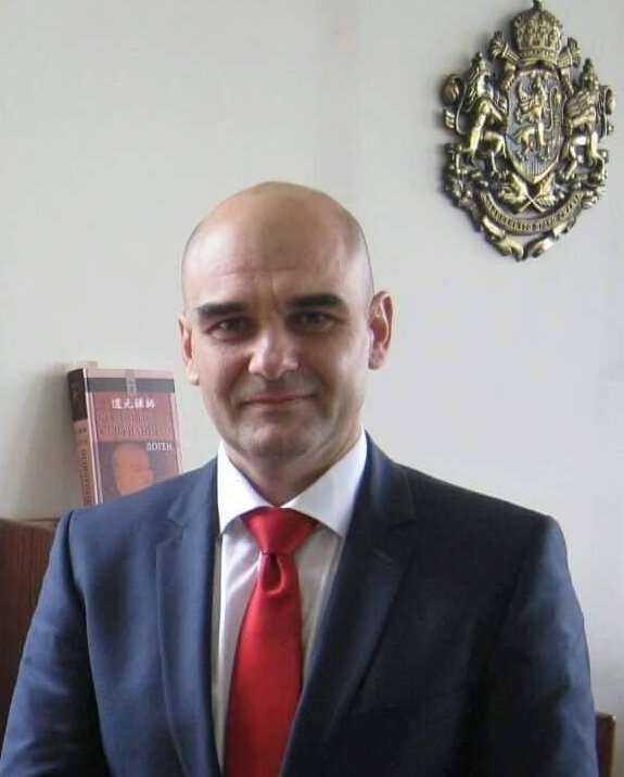 Снимка за Николай Сираков: "С Габрово в сърцето"