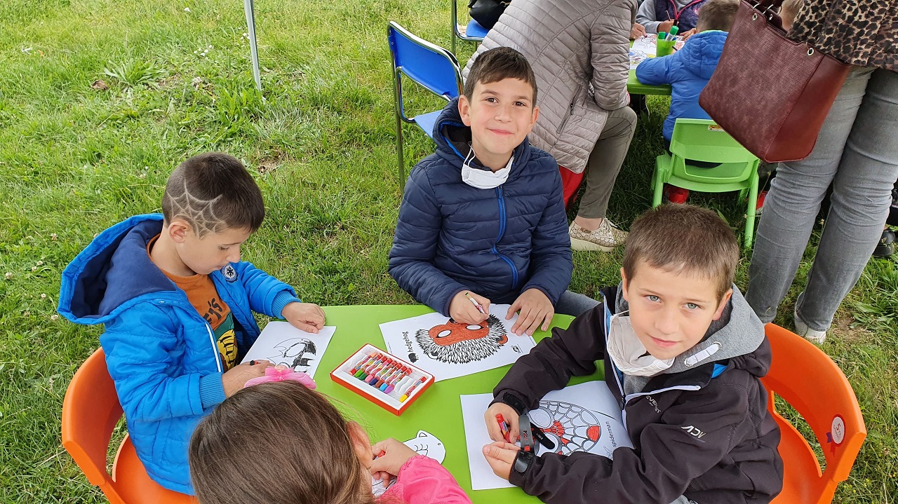 Снимка за Празник „Порастваме заедно“ по случай Деня на д...