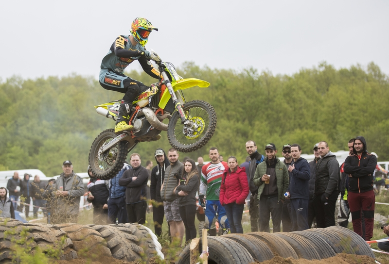 Снимка за 8104