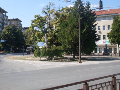 Снимка за Започва реконструкция на кръстовището при Консу...