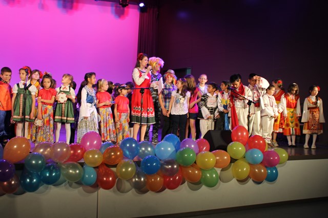 Снимка за Габровските деца отбелязаха с фестивал културно...