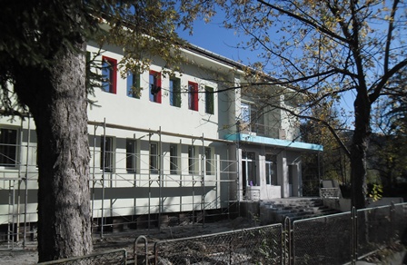 Снимка за Ремонтните дейности в бъдещия Дневен център за ...
