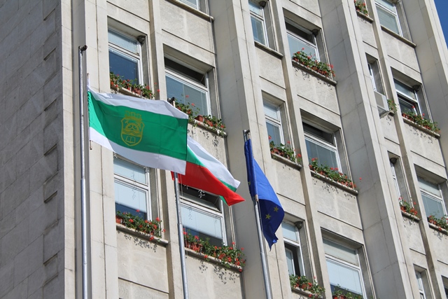 Снимка за Общинският съвет одобри поемането на дълг за мо...