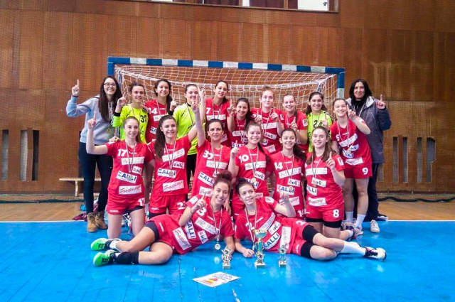 Снимка за Девойките на ХК „Бъки“ не дадоха Купа България ...