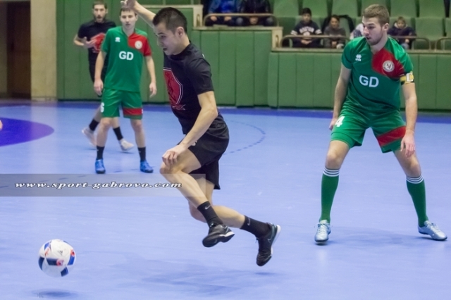 Снимка за Оспорвани победи и изненадващи обрати в ХХV-то ...