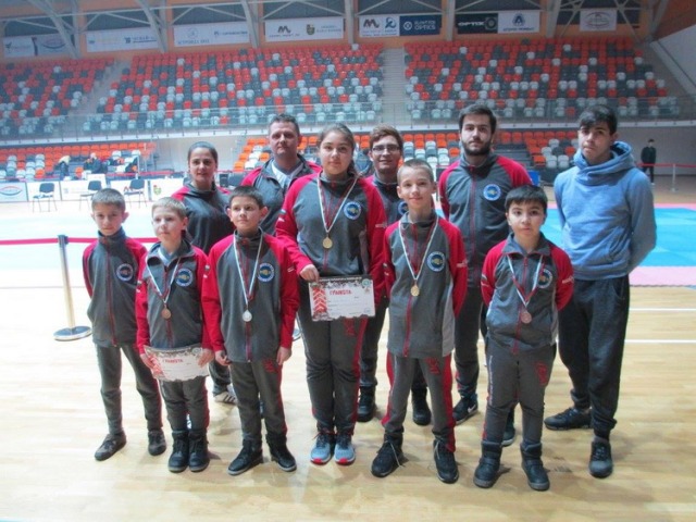 Снимка за 7 медала за клуб „Некст” от първия кръг на Държ...