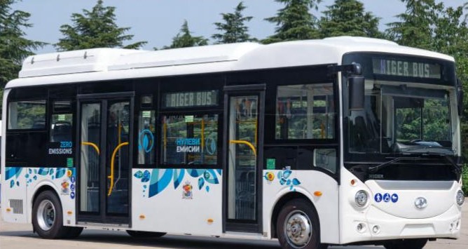 Снимка за Избран е изпълнител за доставка на 5 нови елект...