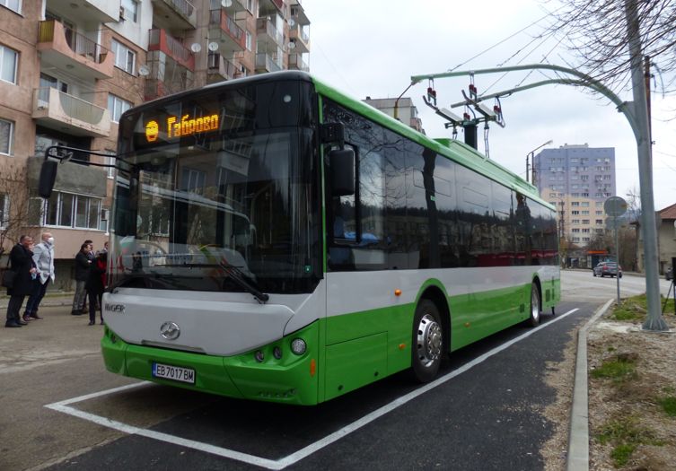 Снимка за Извънредни автобусни линни за Узана Поляна фест