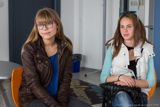 Снимка за ЕМО „Етър” обучава габровски девойки как да ста...